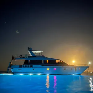 Riti Yacht 2*, Kalkara Malte